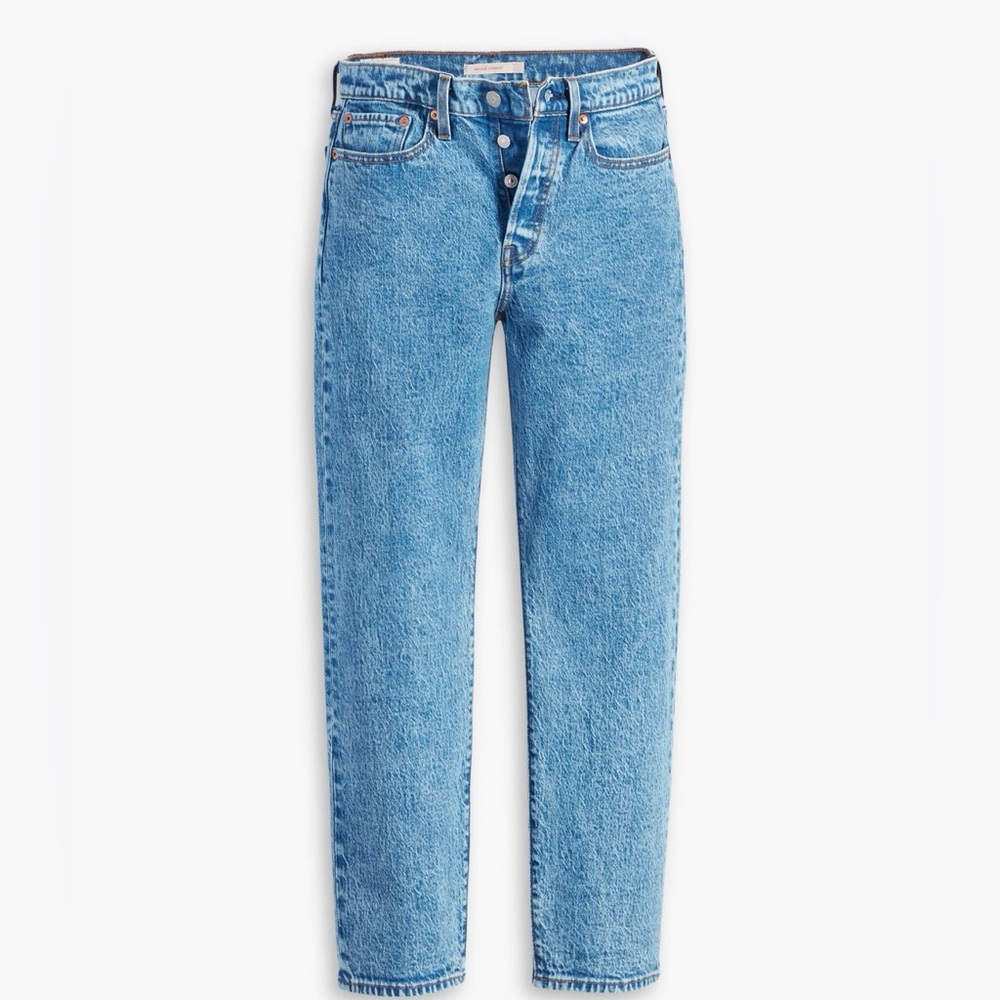 ⭐️ Levi’s Wedgie Straight Jeans⭐️